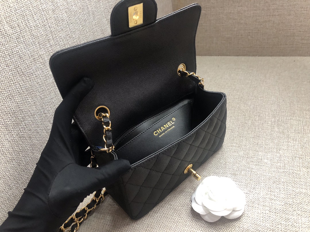 Small Classic Flap Caviar Bag A01116 Black/Gold